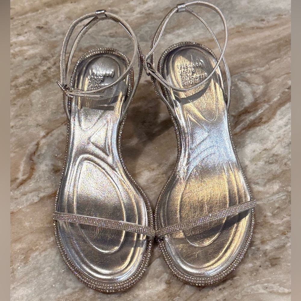 Women’s VICENZA Rhinstone silver kitten heels- Size US 7 - Picture 4 of 8